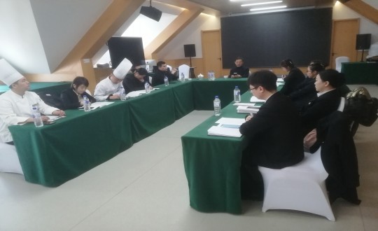 5.长白山人生就是搏旅馆组织召开治理职员聚会（调解一下清晰度）_副本.jpg